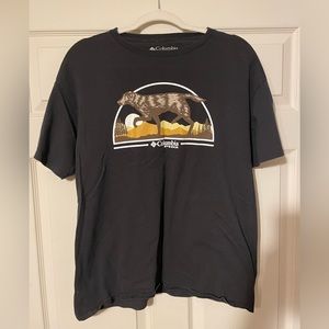 Men’s size Large Columbia black dog t-shirt